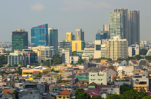 Tambal Ban Terdekat dan Panggilan 24 Jam di Jakarta Pusat